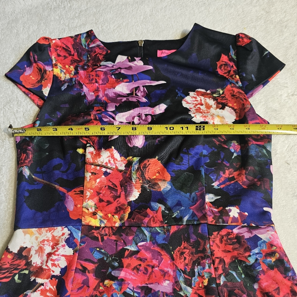 Betsey Johnson Cap Sleeve Floral Dress - Size 6 - Picture 11 of 13